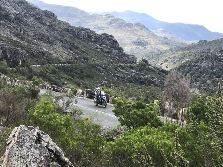 Climbing to Bains Kloof Pass